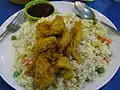 Nasi goreng aux fruits de mer à Sandakan, Sabah (Malaisie).