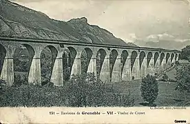 Carte postale du viaduc ferroviaire dans son ensemble, vers le tournant du XXe&nbsp;siècle.