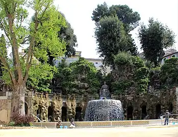 Fontaine Ovale