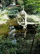 La pièce d’eau.