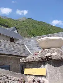 Vue sur le pic de Viscos (2&nbsp;141&nbsp;m).