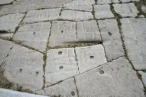 Voie dallée du IVe siècle.