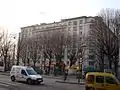 La place vue vers l'ouest.