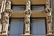 Vieux-Raisin : fenêtre.