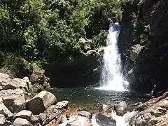 La chute d'eau Wainui.