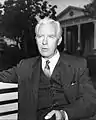 Warner Anderson(Matthew Swain)
