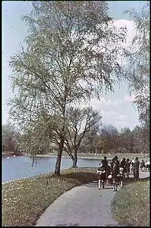 Parc Skaryszewski à Varsovie au printemps, avant la Seconde Guerre mondiale en 1939.