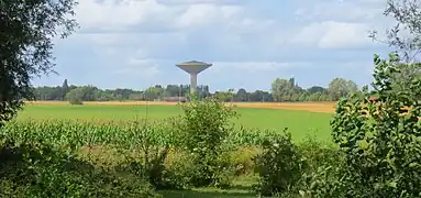 Le château d'eau.