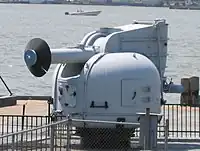 Un lanceur Mk 108 démonté à l'endroit au musée Intrepid Sea-Air-Space Museum.