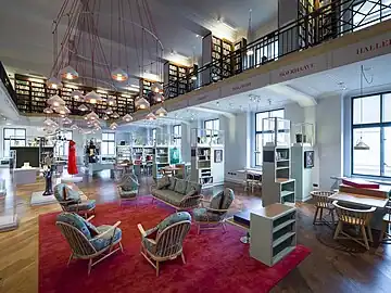 Salle de lecture.