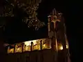 Église de nuit.