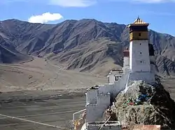 Yumbu Lhakhang en 2007