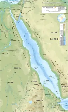 Carte topographique de la mer Rouge avec sur sa rive occidentale l'Itbay légendé « collines de la mer Rouge ».
